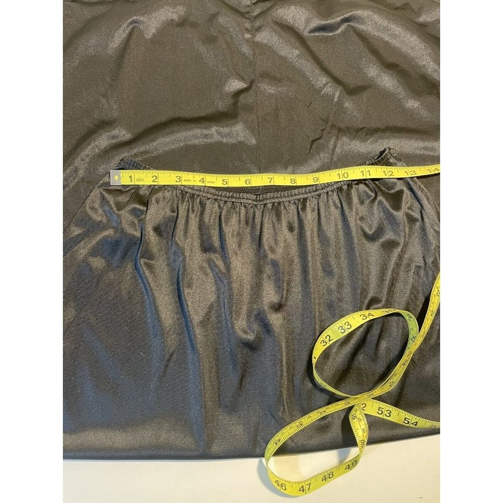 Vanity Fair Half Slip Size Medium-Large Black Nylon Lace Trim Elastic Waist VTG - Picture 4 of 7